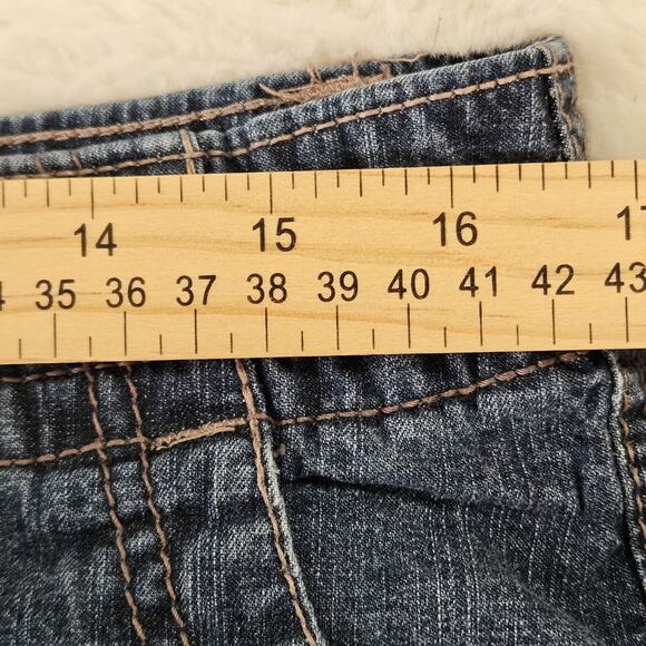 Faded Glory Women's Dark Stone Wash Denim Shorts Missing Pocket Button Size 12 - Picture 3 of 13